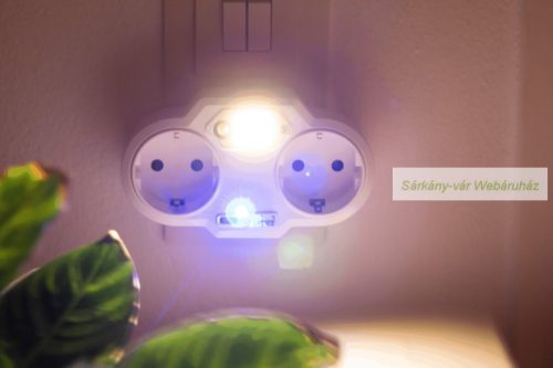USB-s hálózati töltő adapter éjszakai fénnyel
